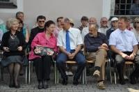 Spomenik pisateljici Mimi Malenšek 2